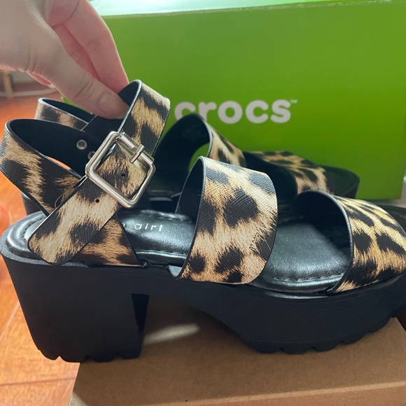 NWOT MADDEN GIRL CHUNKY SANDALS SOLD - Picture 3 of 5